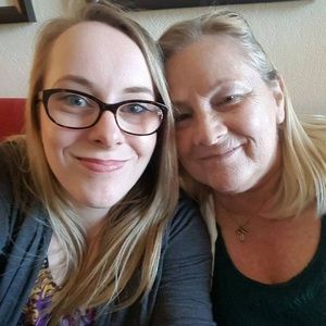 Meet your Posher, Libby